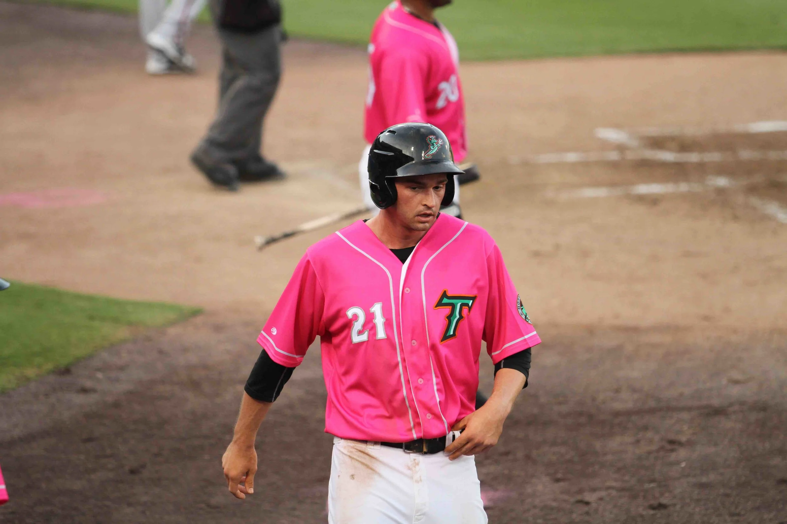 Pink hot sale baseball jerseys